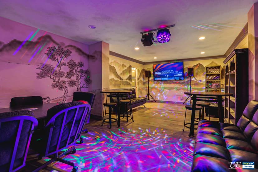 Entertainment Areas
